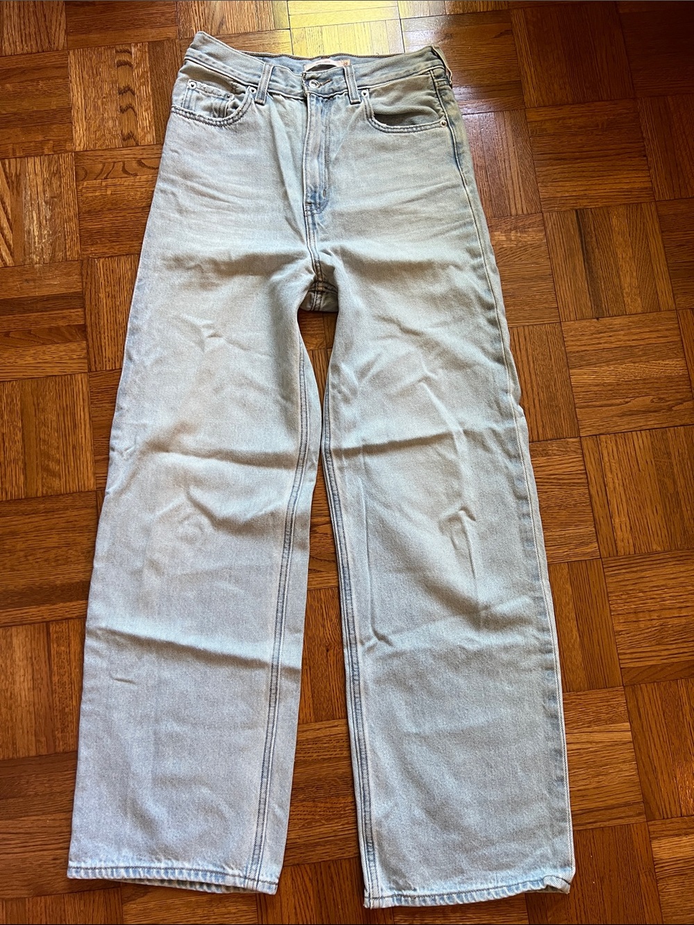 Levi's High-Loose Light Blue Straight-Leg women’s Jeans